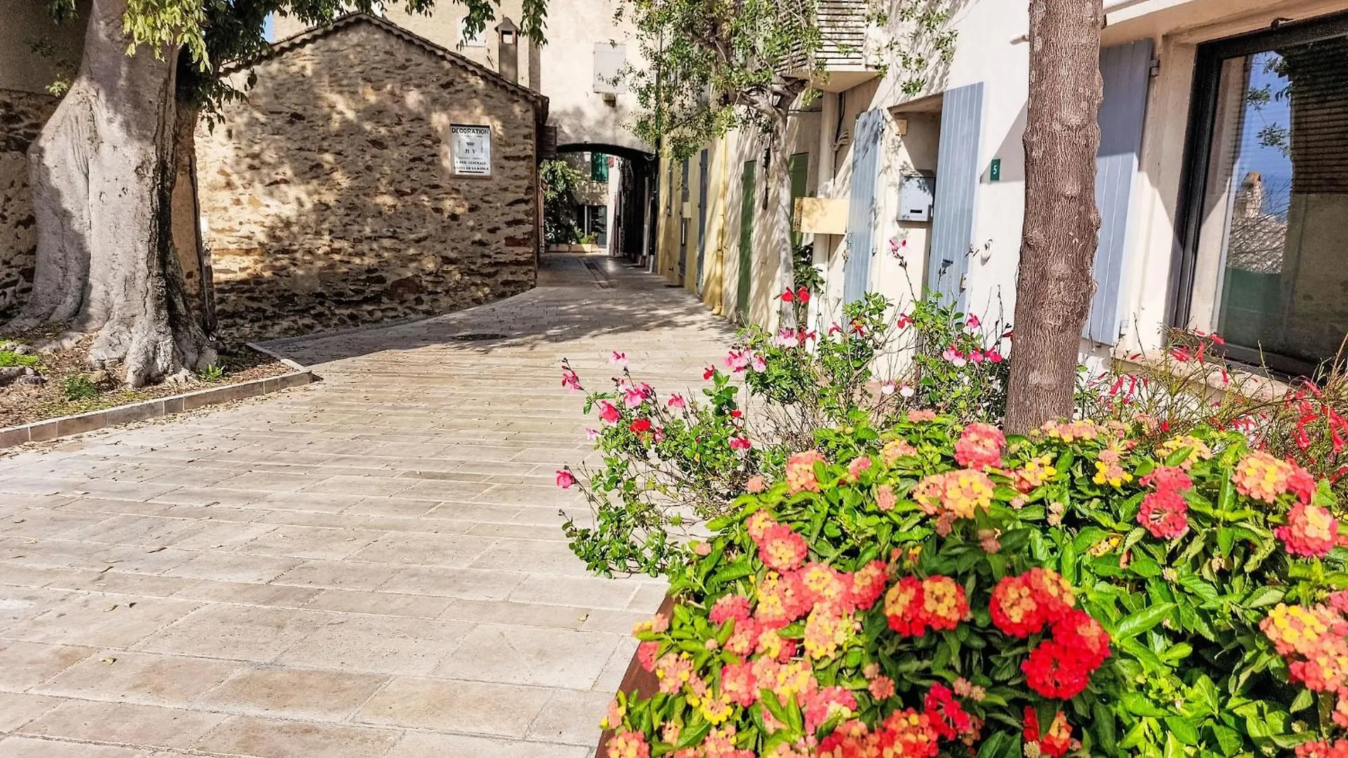 Villa Clos Des Collines By Interhome Gassin