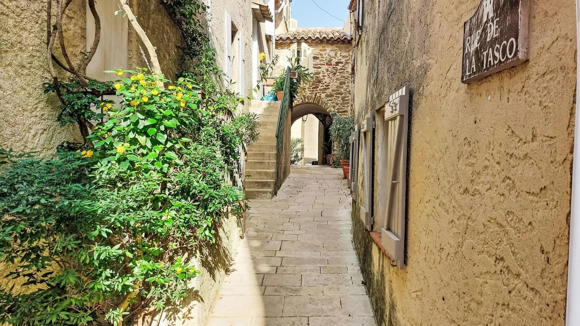 Villa Clos Des Collines By Interhome Gassin